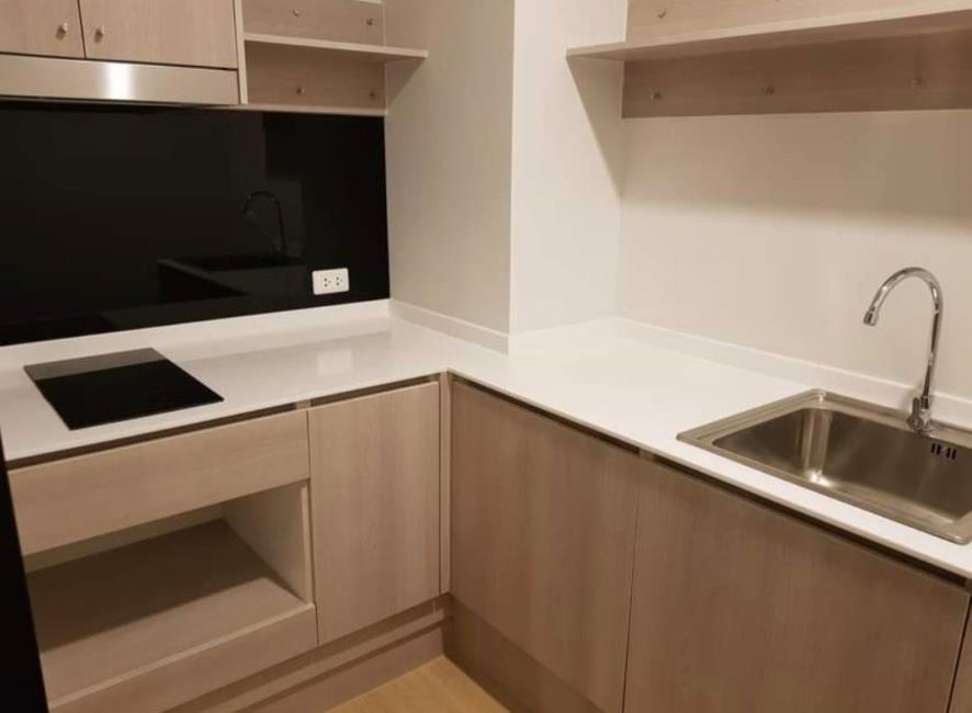 The Tree Onnut Station ครัว.jpg