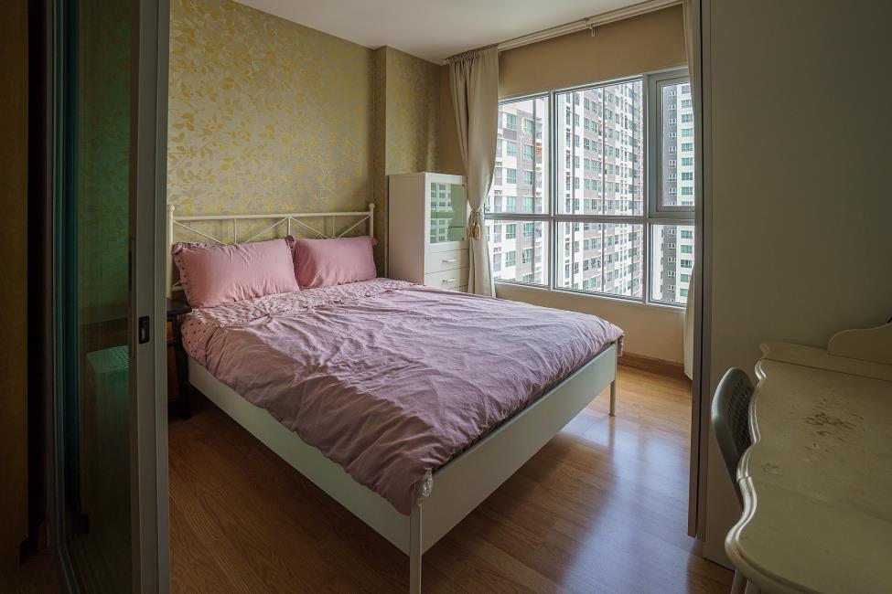 Aspire Rama 4 เตียงนอน.jpg