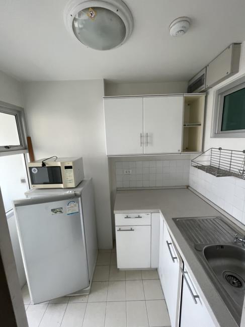 Condo One Siam ครัว.jpg