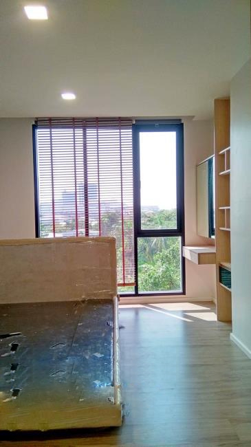 Very Condo  เตียง.jpg