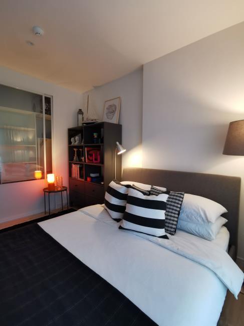 The Parkland Taksin-Thapra เตียง.jpg