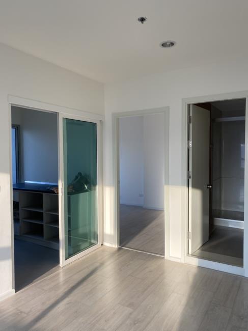 Aspire Sathorn Thapra มุมห้อง (2).jpg