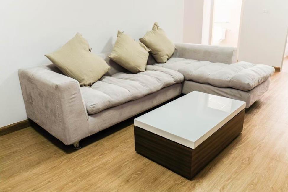 Supalai Park Ekkamai-Thonglor โซฟา (2).jpg