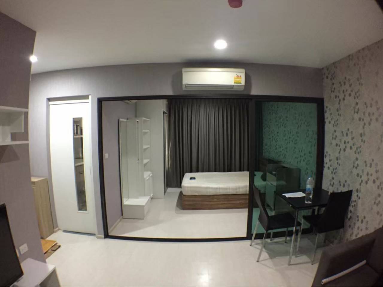 Condolette Pixel Sathorn ห้องนอน.jpg