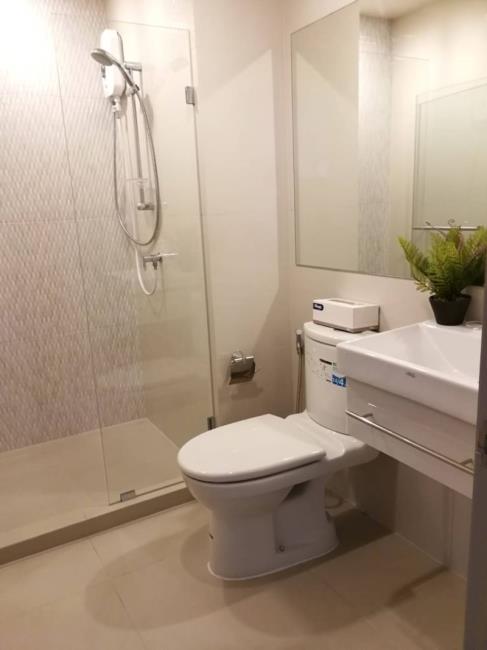 Life Sukhumvit 48 ห้องน้ำ.jpg