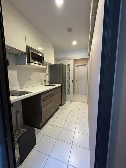 Condolette Pixel Sathorn ครัว (2).jpg