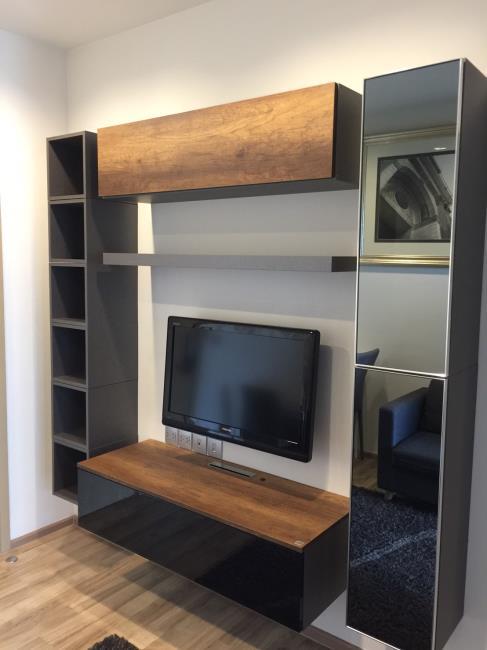 THE LINE Jatujak-Mochit ทีวี.jpg