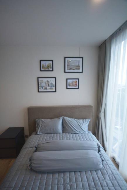 THE LINE Jatujak-Mochit เตียง.jpg