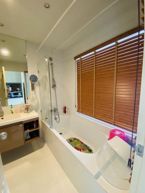 Noble Lite อ่างอาบน้ำ.jpg