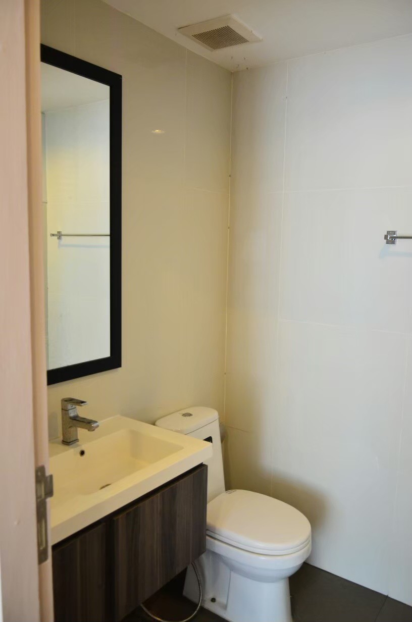 The Unique Ladprao 26 ห้องน้ำ.jpg