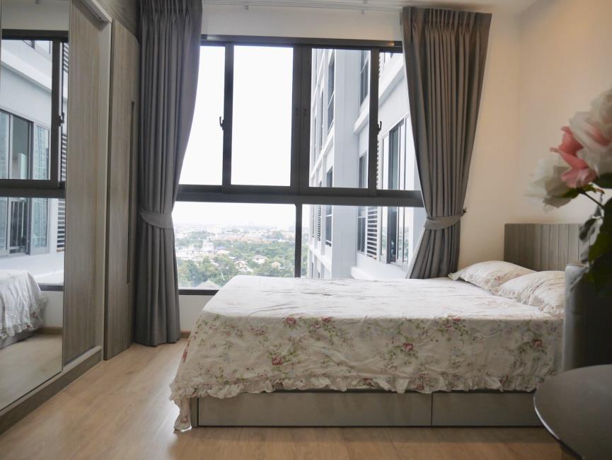 Ideo Wutthakat เตียง.jpg