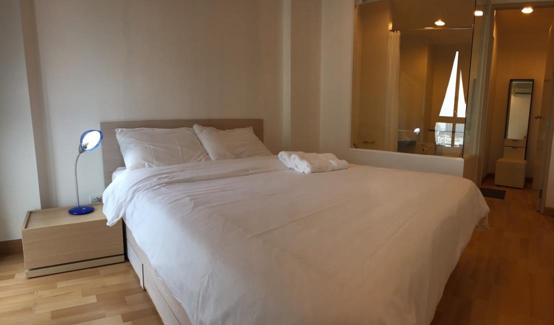 Ideo Ratchada-Huaykwang เตียง.jpg