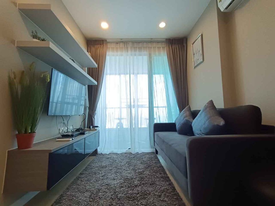 Ideo Sathorn - Thaphra ทีวี.jpg