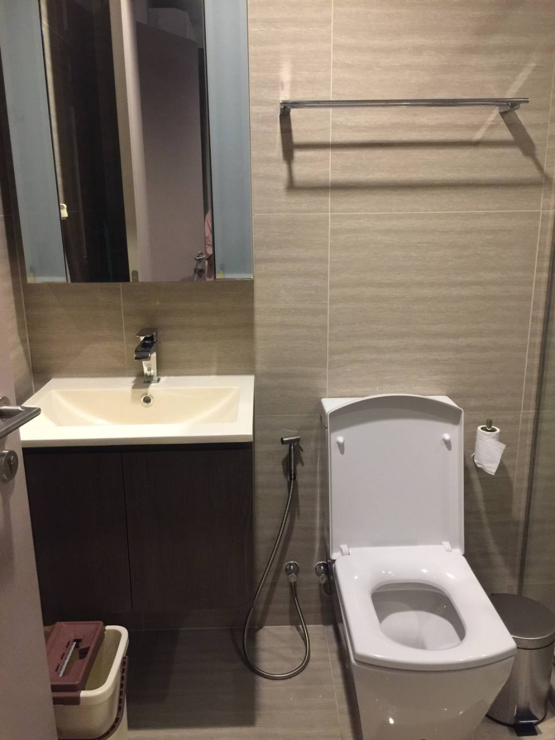 The Line Asoke - Ratchada ห้องน้ำ.jpg