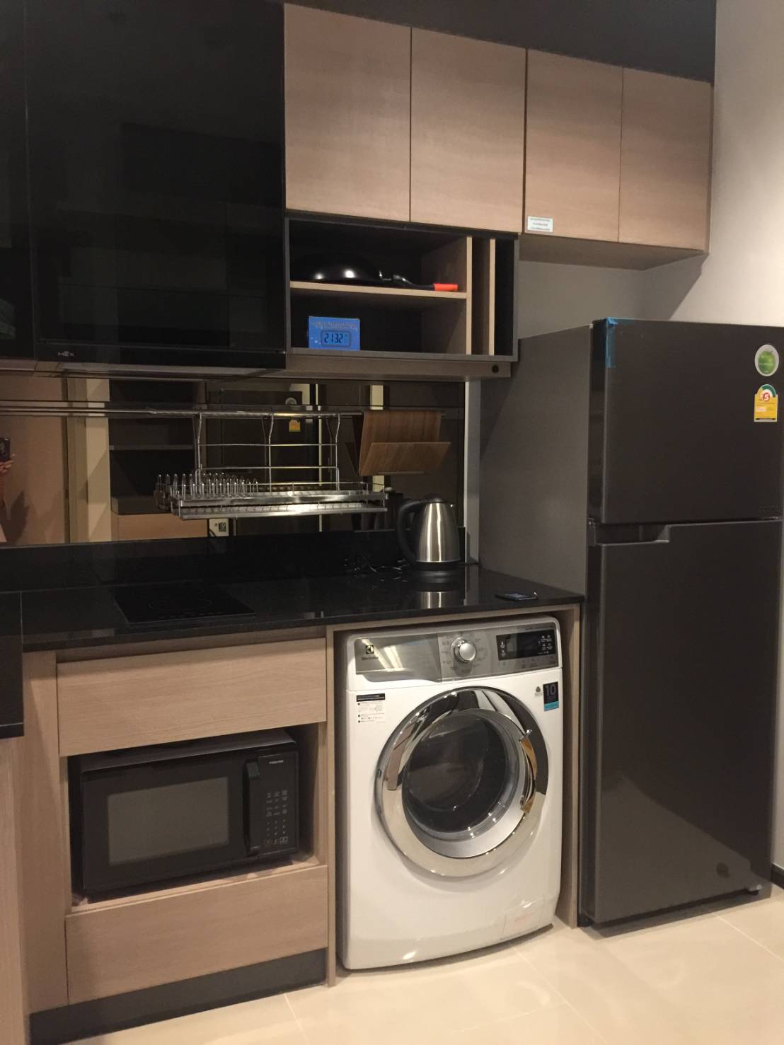 The Line Asoke - Ratchada ครัว.jpg