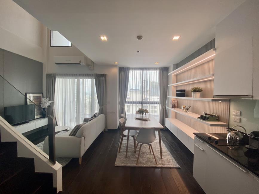 ไอดีโอ คิว พญาไท ภายในห้อง.jpg