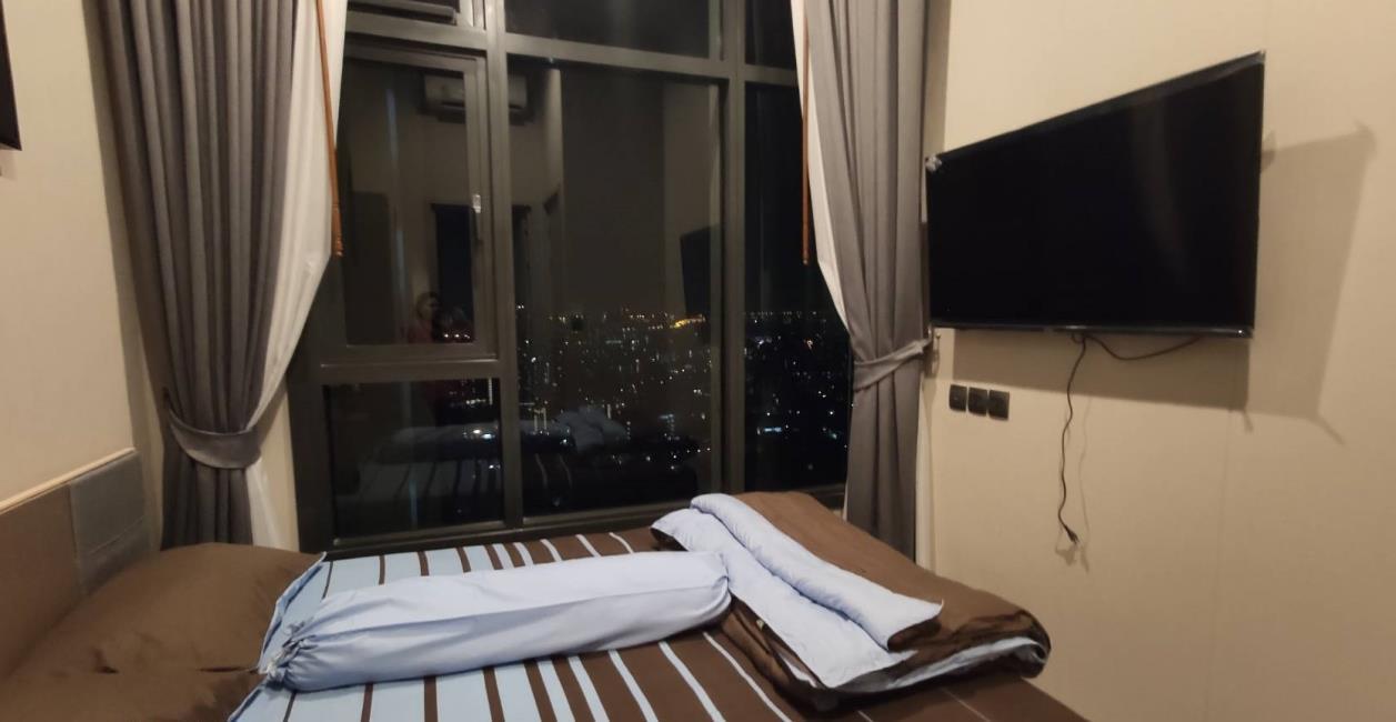 The Line sukhumvit 101 เตียง ทีวี.jpg