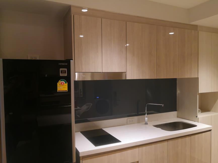 Runesu Thonglor 5 ครัว.jpg