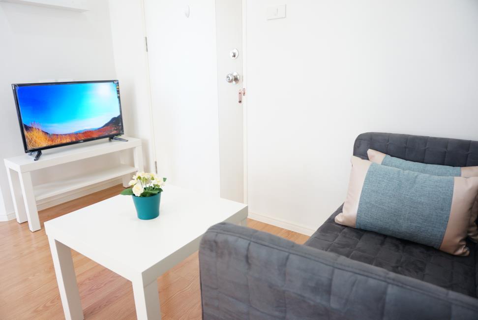 Lumpini Ville On Nut 46 ทีวี โซฟา.jpg