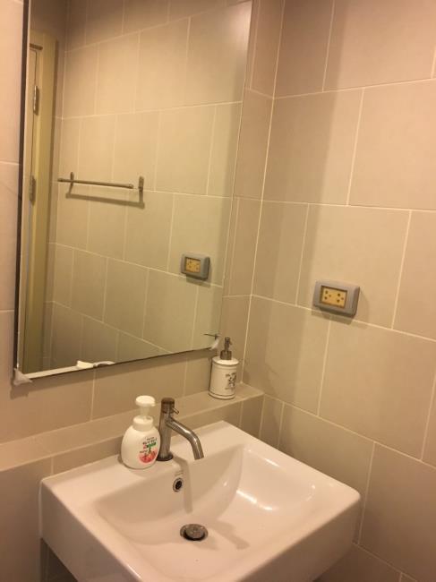 The Address Chidlom อ่างล้างหน้า.jpg