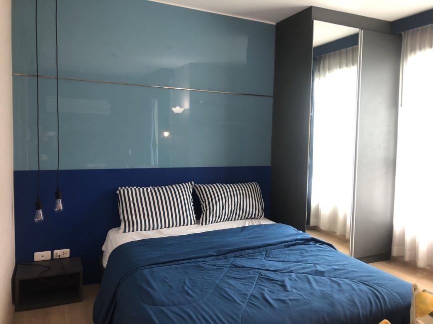 The Base Rama 9 - Ramkhamhaeng เตียงนอน.jpg