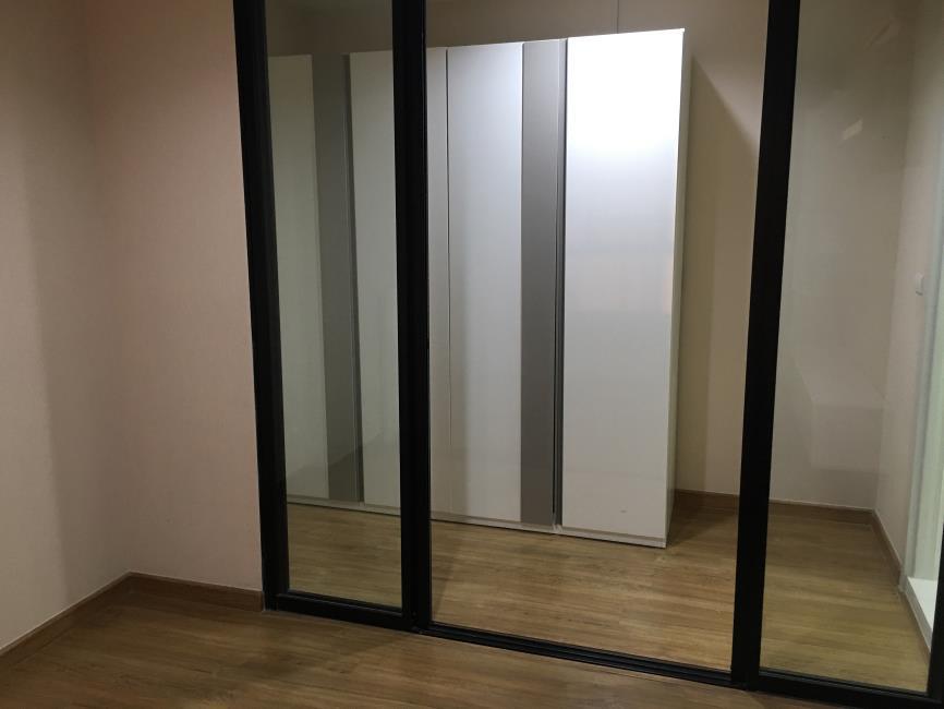 The Tree Interchange ตู้เสื้อผ้า.jpg