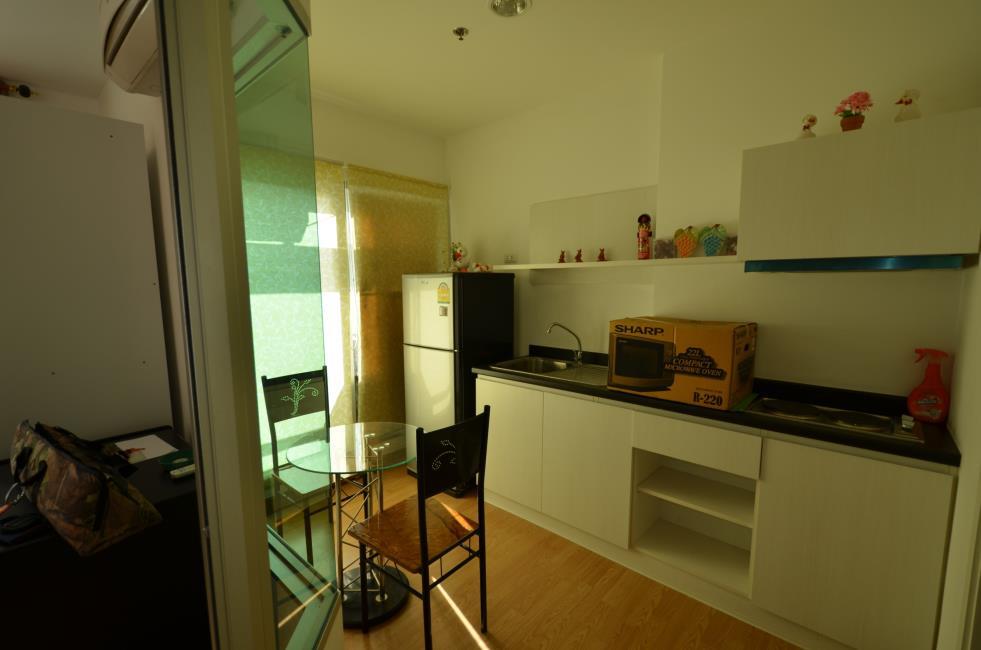 Aspire Rama 4 ครัว โต๊ะอาหาร.jpg