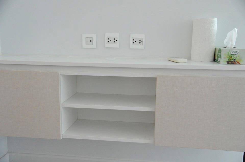 Pause Sukhumit 103 ชั้นวางของ.jpg