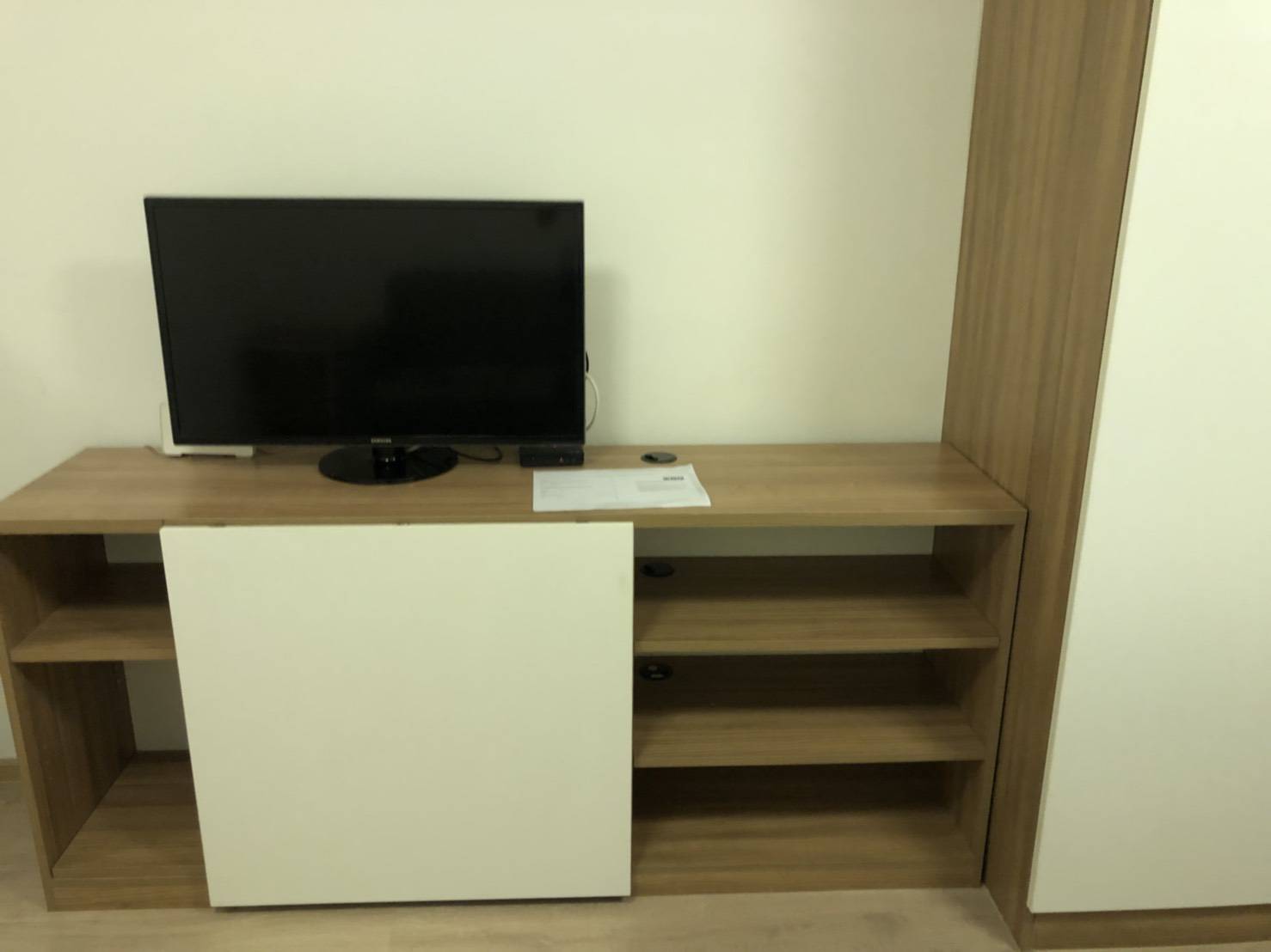 Elio Condo Sukhumvit 64 ทีวี.jpg