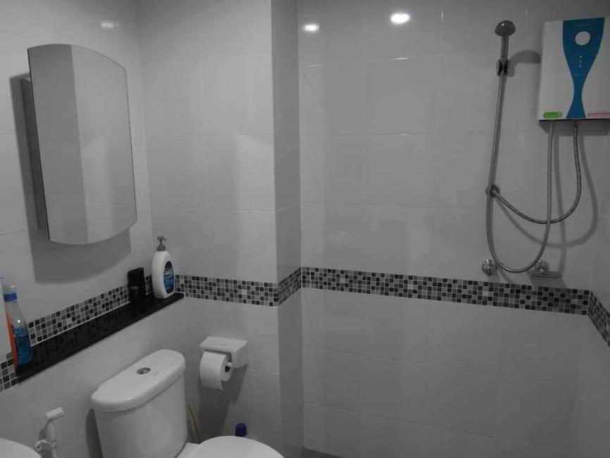 Sense of London  ห้องน้ำ.jpg