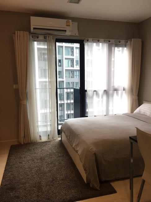 Condolette Midst Rama 9   เตียง  แอร์.jpg