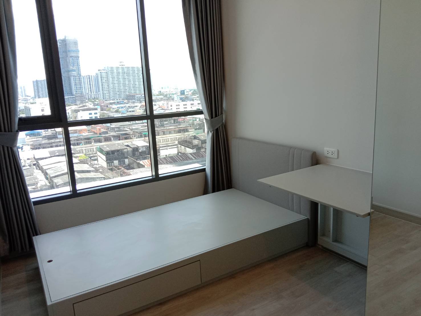 Niche Pride Taopoon - Interchange เตียงนอน.jpg