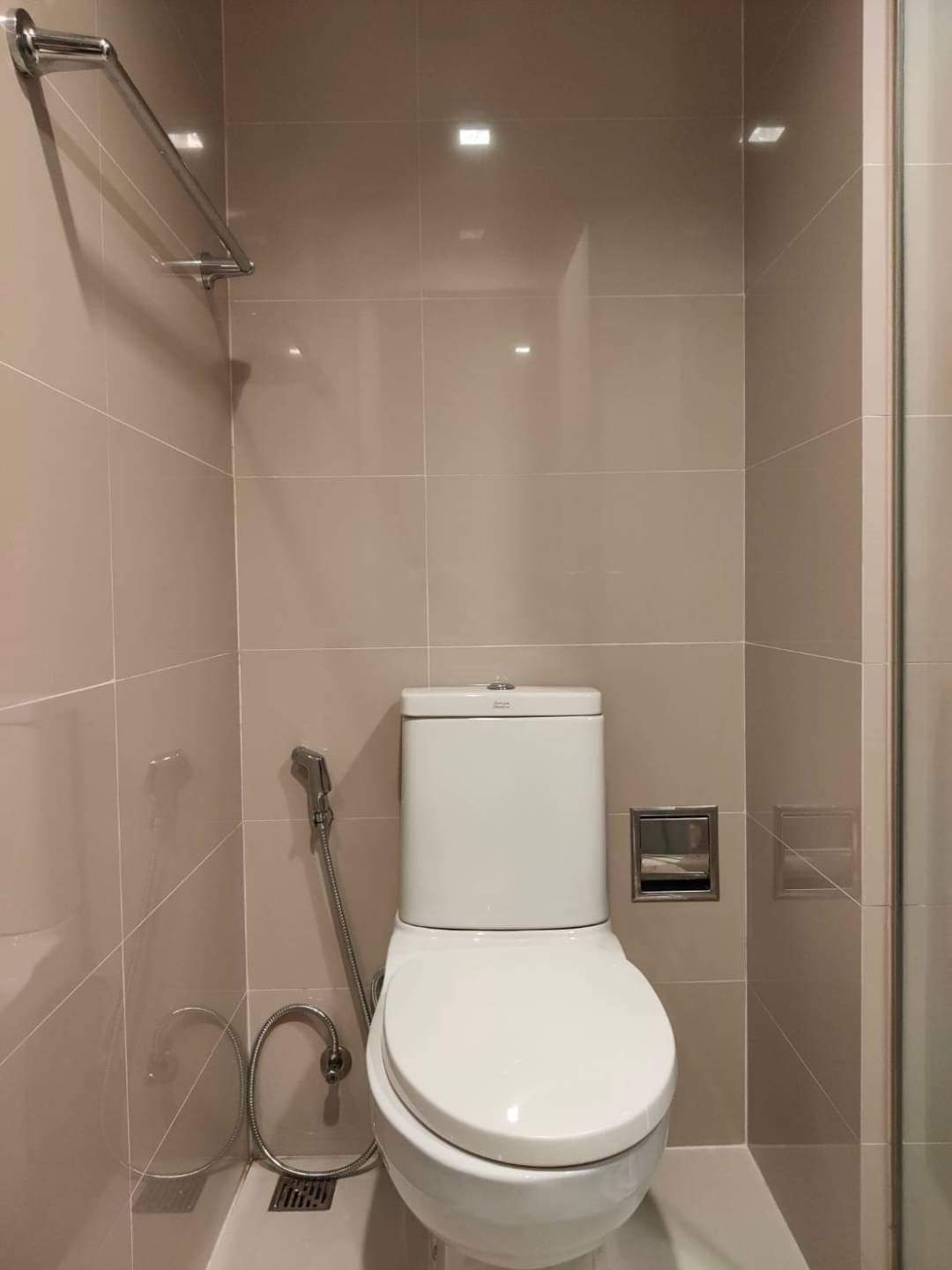 Nye by Sansiri ห้องน้ำ.jpg