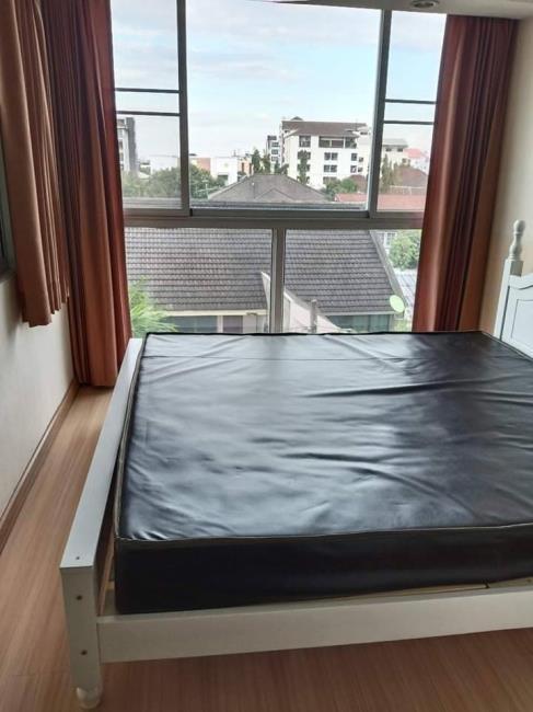 Humble Living เตียงนอน.jpg