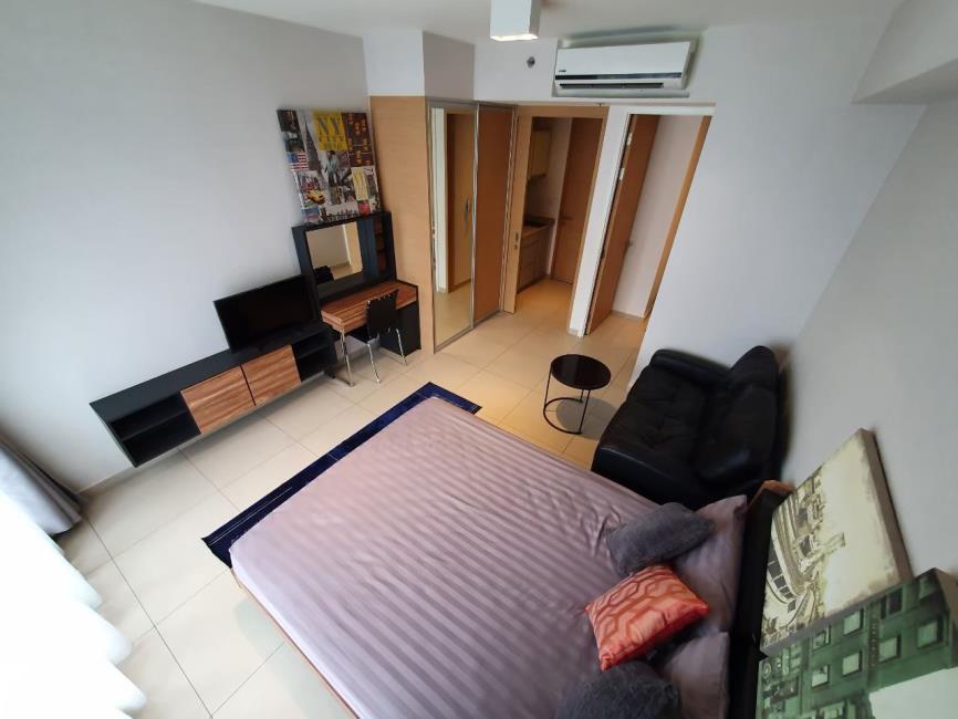 The Lofts Ekkamai ภายในห้อง.jpg