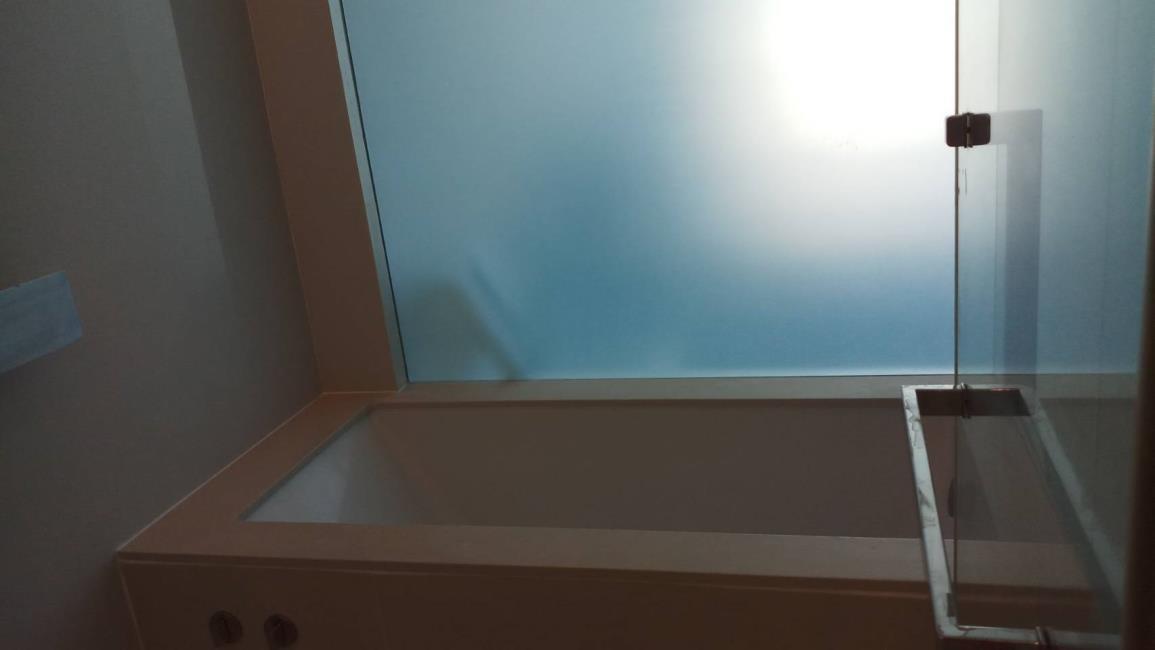 The Room Sukhumvit 21 อ่างอาบน้ำ.jpg