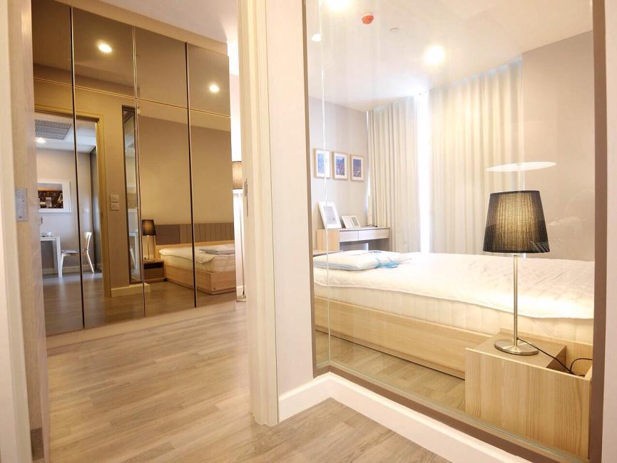 The room Sathorn - TanonPun มุมห้อง.jpg