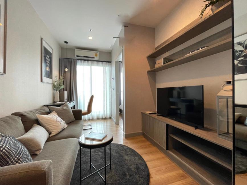 Chapter One Midtown Ladprao 24 โซฟา ทีวี.jpg