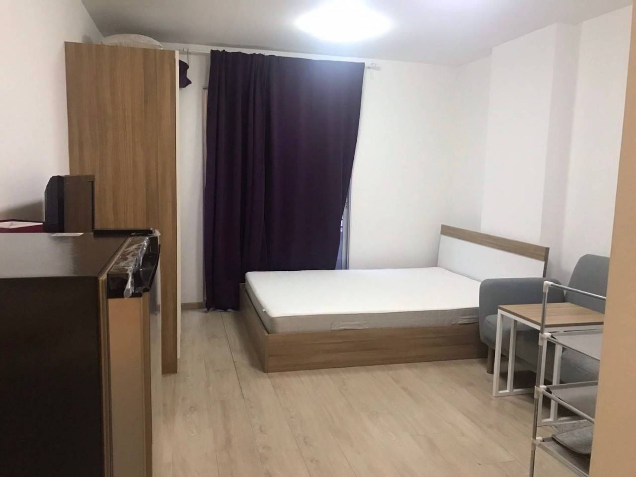 Elio Condo Sukhumvit 64 เตียงนอน.jpg