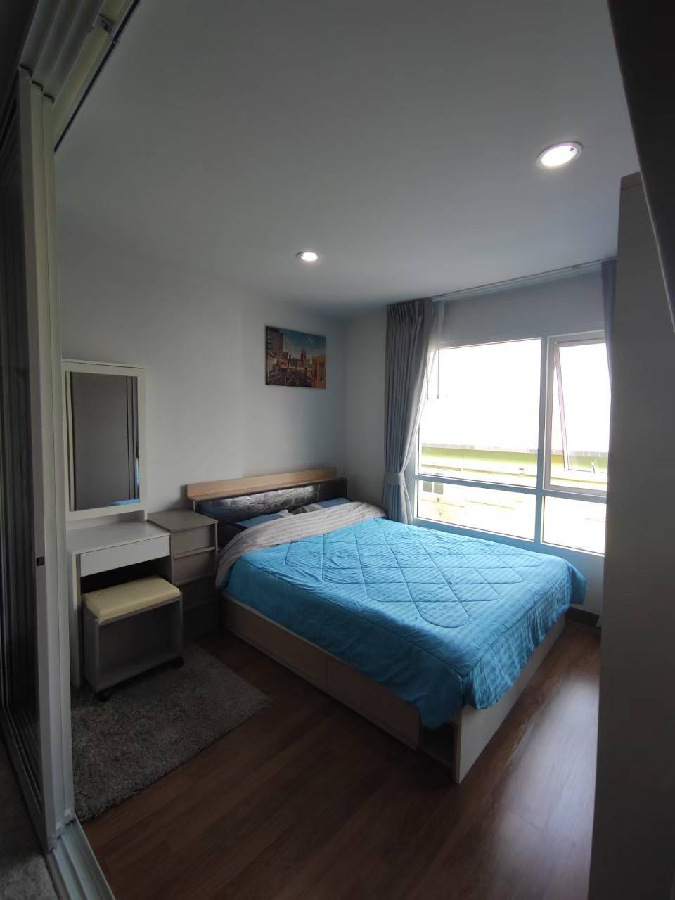 Regent Home Sukhumvit 81 เตียง.jpg