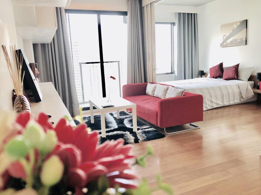 Blocs 77 เตียงนอน.jpg