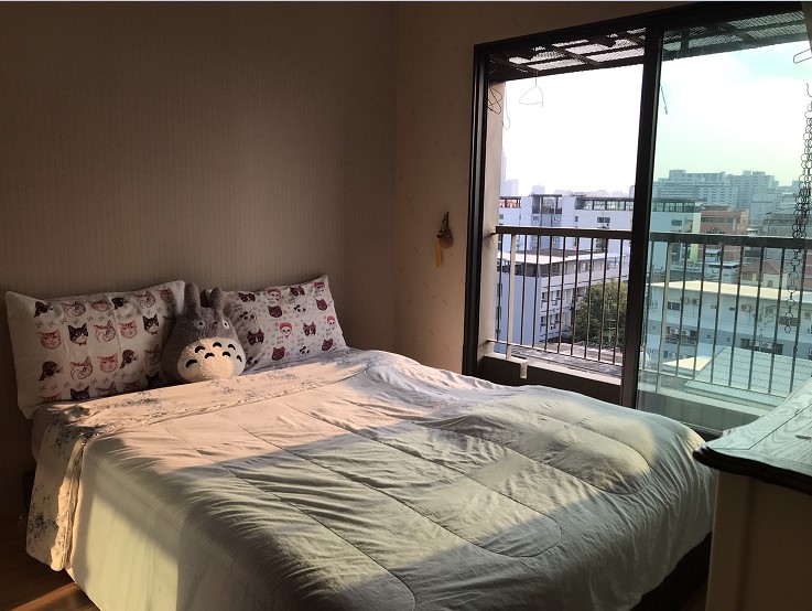 Sense Phaholyothin  เตียง.jpg