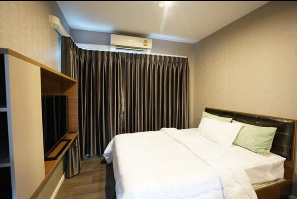 The Stage Taopoon Interchange เตียงนอน.jpg