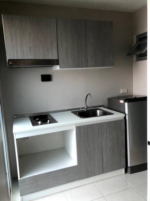 Present Condo Ekachai 32 ครัว.jpg