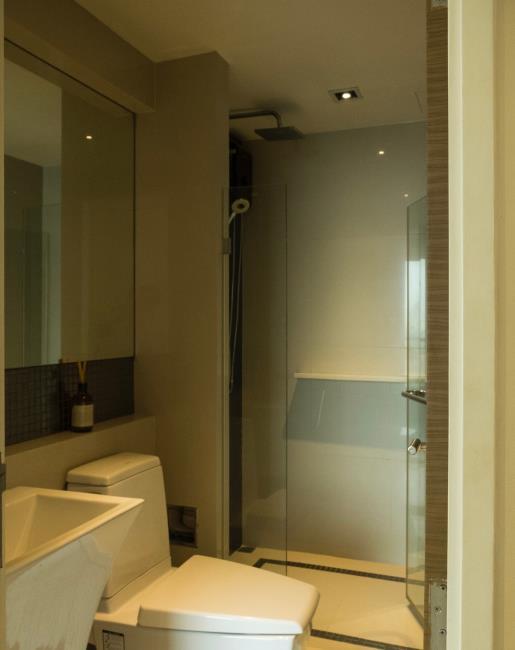 Rhythm Phahol-Ari หป้องน้ำ.jpg