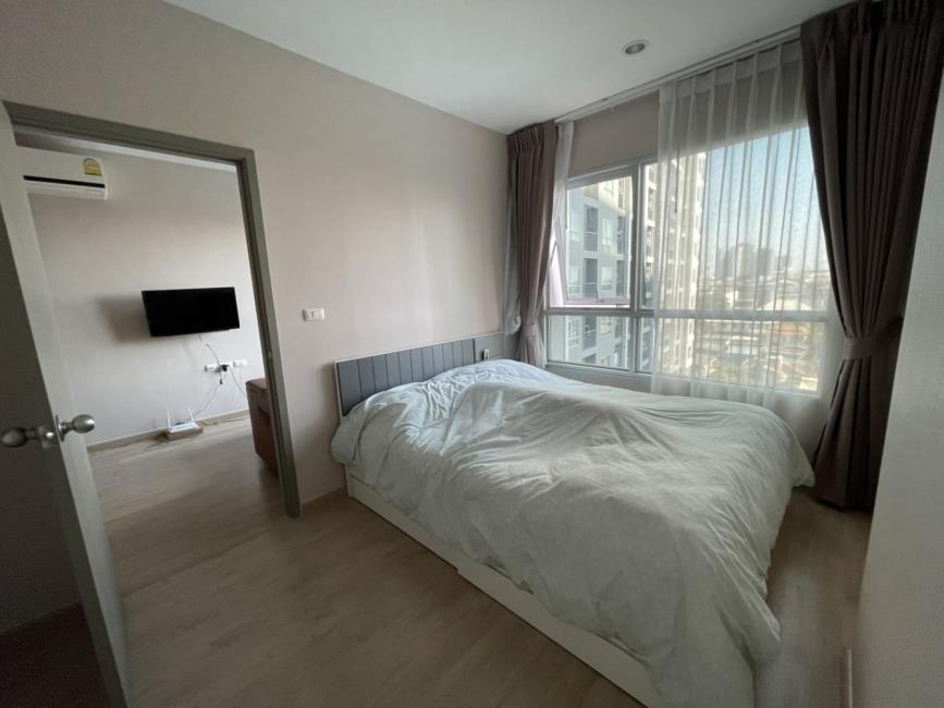 The Tempo Grand Sathorn-Wutthakat  เตียงนอน.jpg