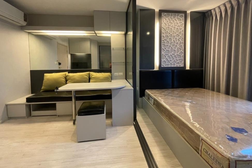 Ideo Mobi Wongsawang - Interchange โซฟา มุมเตียง.jpg