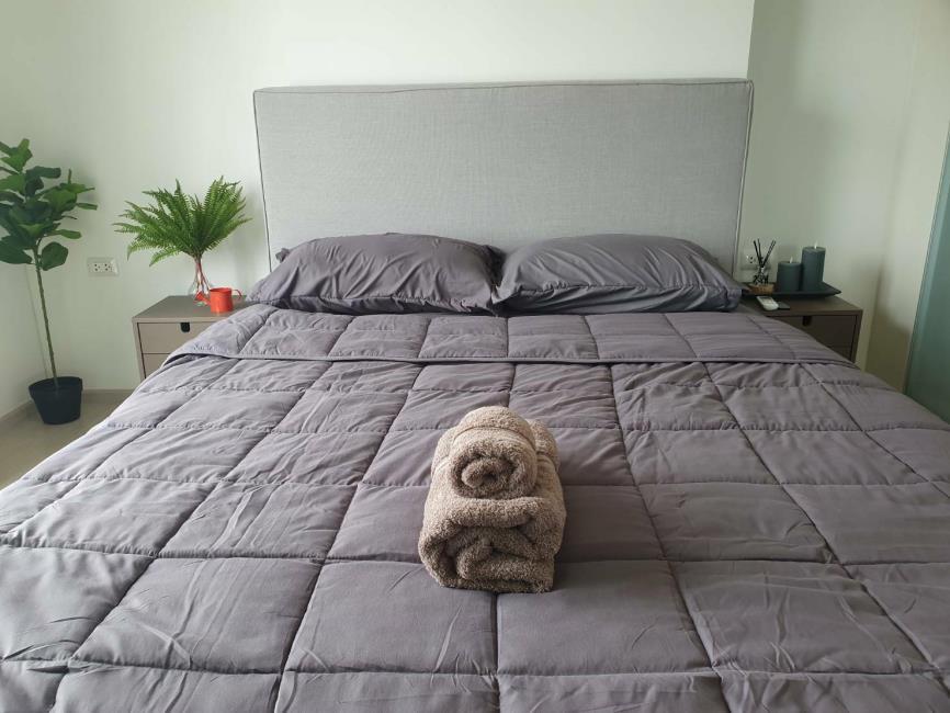 Chapter One Eco Ratchada - Huaikwang มุมเตียง.jpg