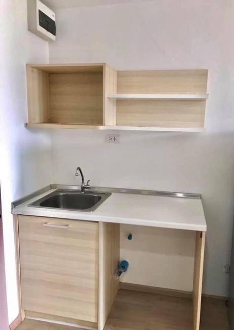 Knightsbridge Sky River Ocean ครัว.jpg