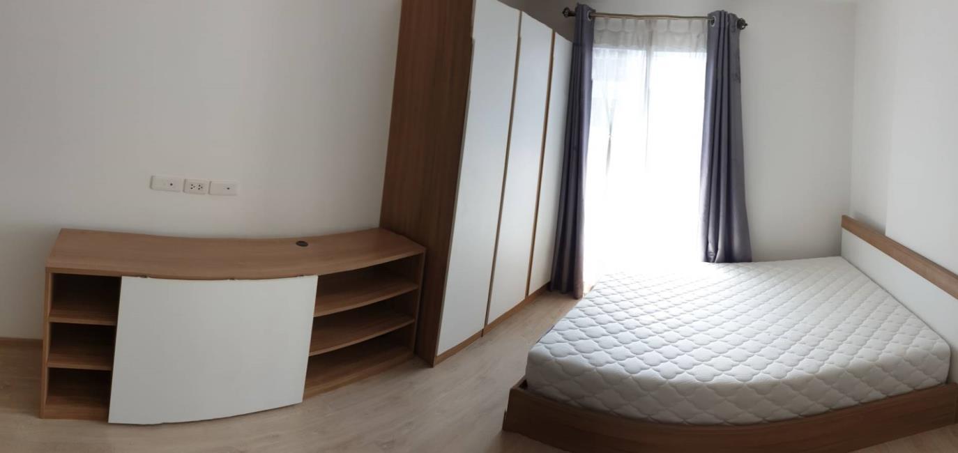 Knightsbridge Sky River Ocean เตียงนอน.jpg